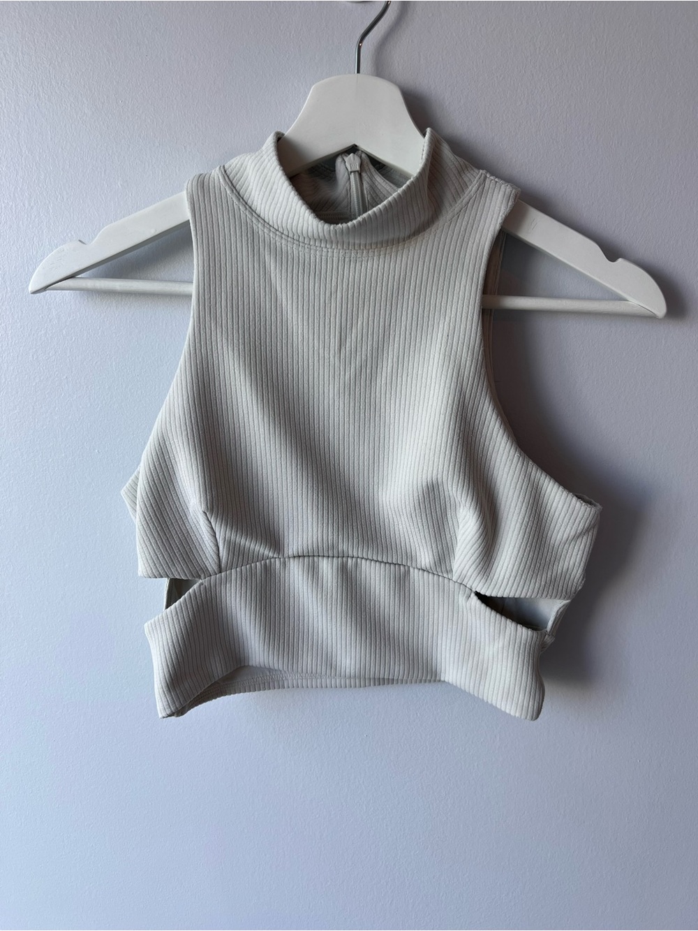 Lululemon Ribbed Softstreme Mockneck Cropped Tank Top Bone Women’s Small - Picture 9 of 14